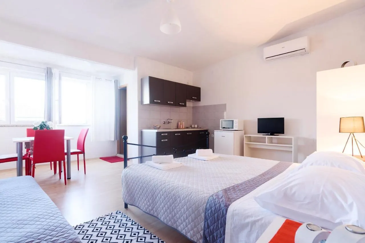 Lavita Libera Apartment Zadar
