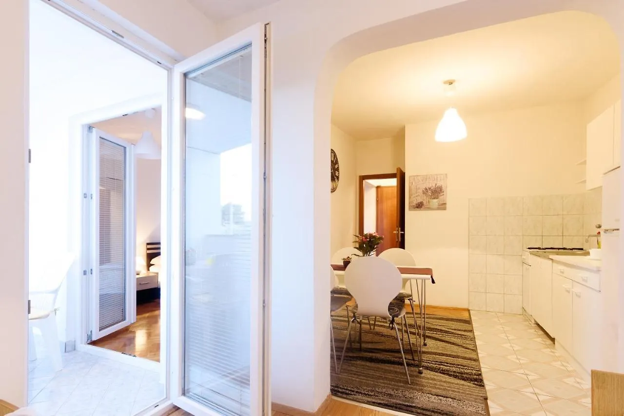 Lavita Libera Apartment Zadar