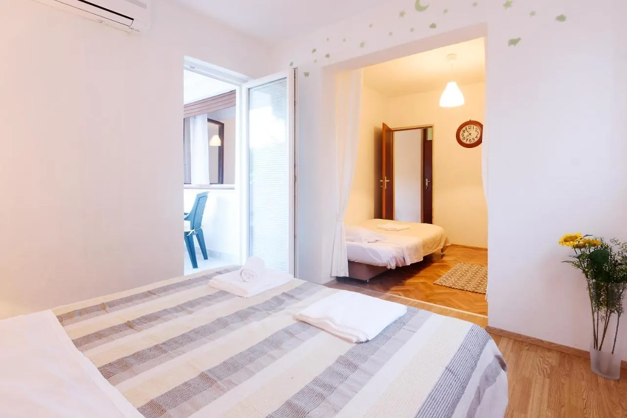 Lavita Libera Apartment Zadar